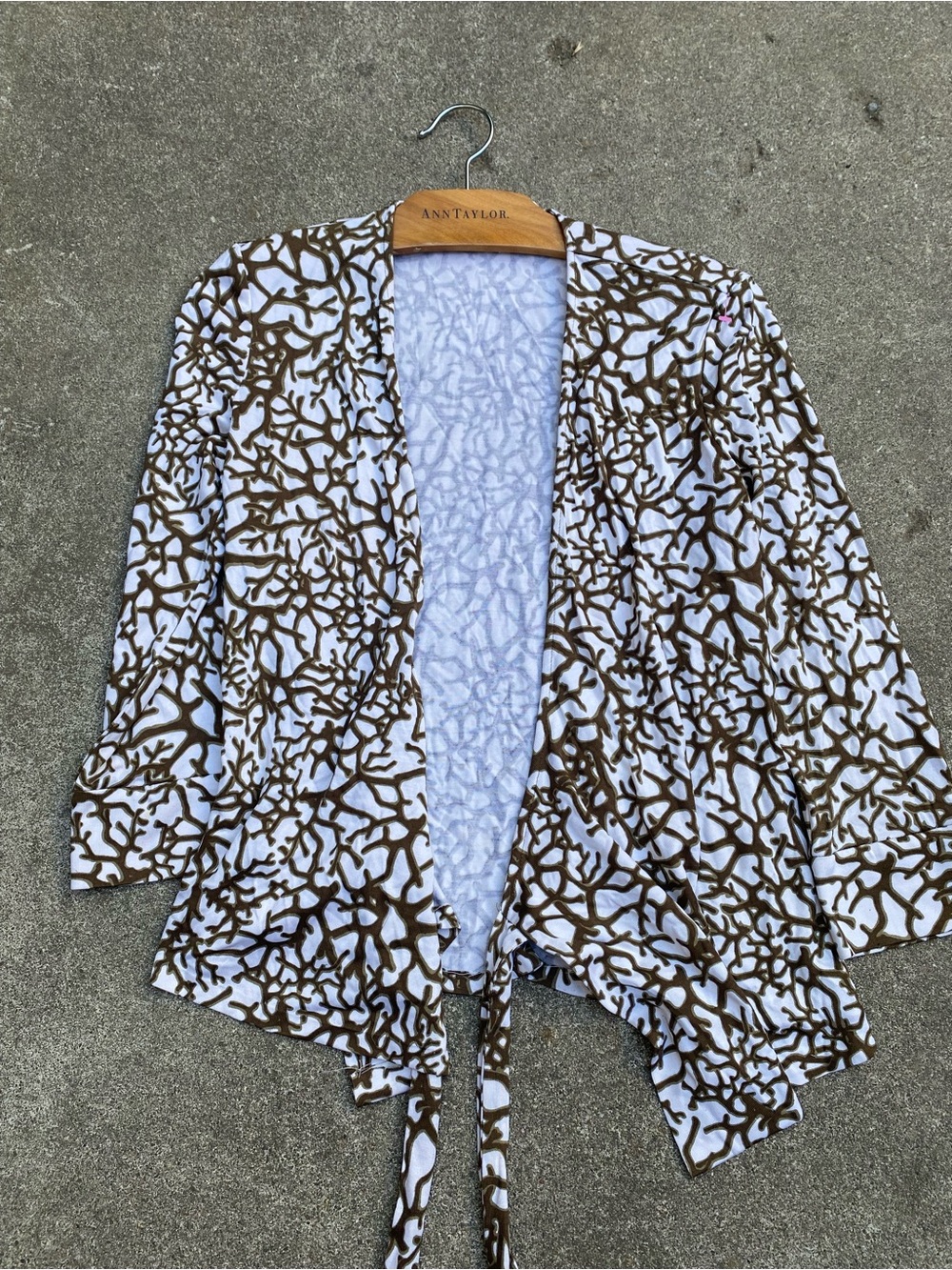 Diane von Furstenberg DVF Brown White Coral Branch Print Silk Jersey Wrap Top 4